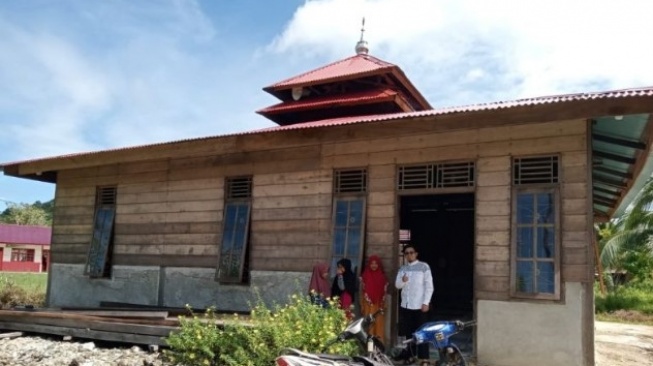 "Toleransi Menyentuh Hati: Kisah Dai di Toraja Utara Buktikan Indahnya Keberagaman"