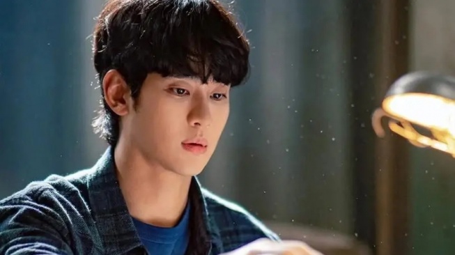 Drama 'Knock Off' Tunda Penayangan, Buntut Scandal Kim Soo Hyun?