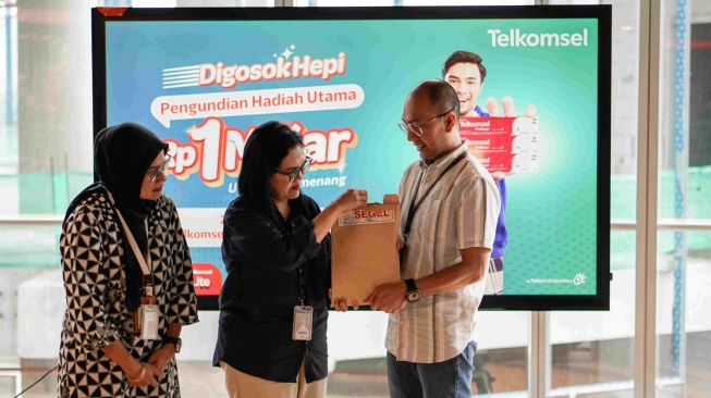 Program Digosok Hepi. [Telkomsel] 