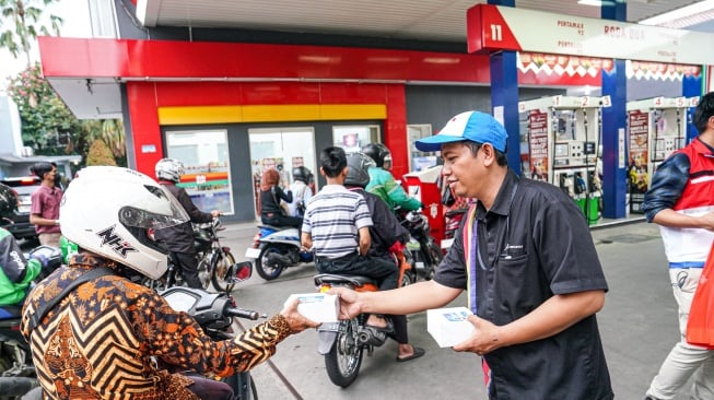 Pertamina Tebar Berkah Ramadan: Berkah Mengaji dan Takjil Gratis di SPBU