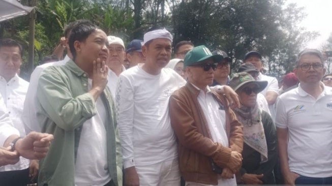 Raja Juli Antoni dan Dedi Mulyadi Pimpin Aksi Penghijauan Puncak dengan 50 Ribu Bibit Pohon