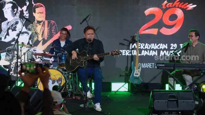 Grup band Jikustik dalam perayaan ke-29 tahun. [Suara.com/Rena Pangesti]