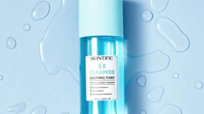 Skintific 5X Ceramide Soothing Toner. (dok. Skintific)