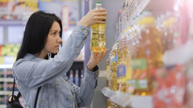 Cuma di Alfamart! Paket Data 300GB Bonus Minyak Goreng 12 Liter, Cek Pilihannya
