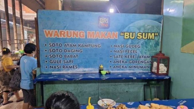 Warung Bu Sum: Legenda Kuliner Jogja Bertahan Berkat Resep Rahasia & Dukungan BRI