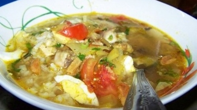 Soto Ayam Dahlok juga menjadi kuliner unik di Jember. (Twitter)