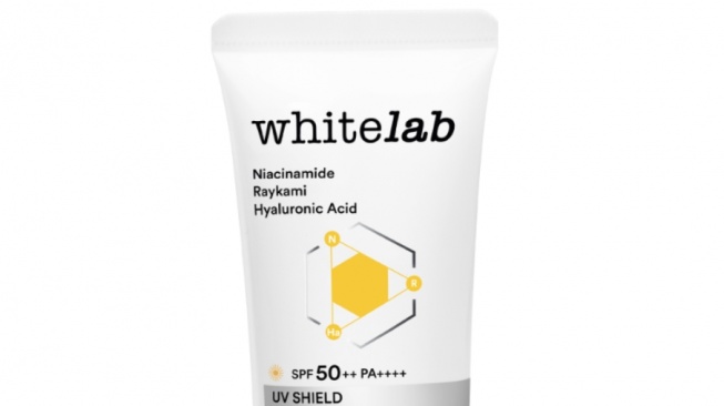 Whitelab UV Shield Tank Sunscreen. (Sociolla)