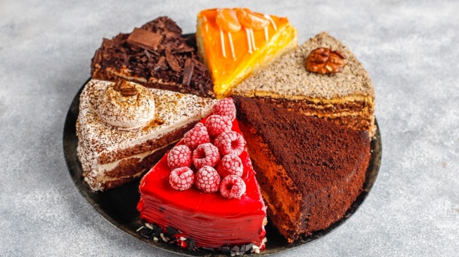 Ilustrasi cake - makanan yang tinggi gula dapat meningkatkan risiko kanker (Freepik)