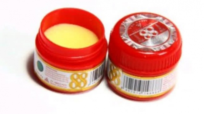 Salep 88 termasuk dalam kategori C untuk ibu hamil, yang artinya studi pada hewan percobaan menunjukkan efek samping terhadap janin, meskipun belum ada studi terkontrol pada ibu hamil.