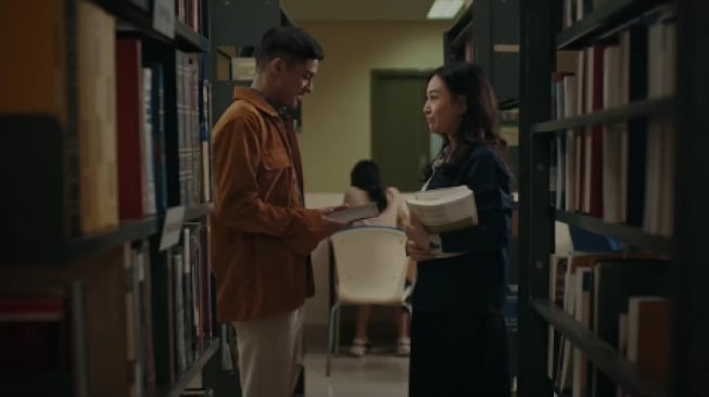 Film Senyum Manies Love Story kisah asmara Anies Bswedan dan Fery Farhati  (YouTube)