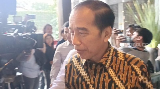 Purnawirawan TNI Minta Gibran Dicopot: Jokowi Santai, Sebut Itu...