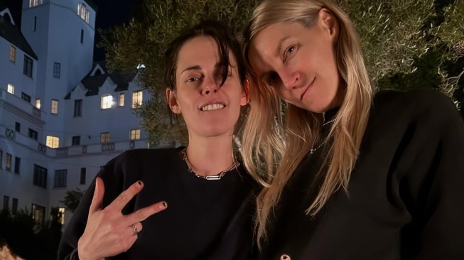 Dylan Meyer dan Kristen Stewart. (Instagram/@spillzdylz)