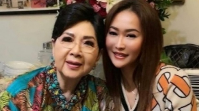 Titiek Puspa dan Inul Daratista (Instagram/@inul.d)
