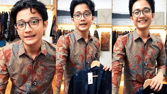 Pesona Farhan Shumaker Maysello, host live akun TikTok 72 Batik yang kekinian sedang mencuri perhatian netizen karena paras tampan dan pembawaannya yang santun (TikTok/72 Batik)