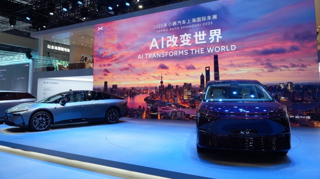 XPENG X9 mobil listrik dengan teknologi Super Fast Charging 5C. (Foto: XPENG)