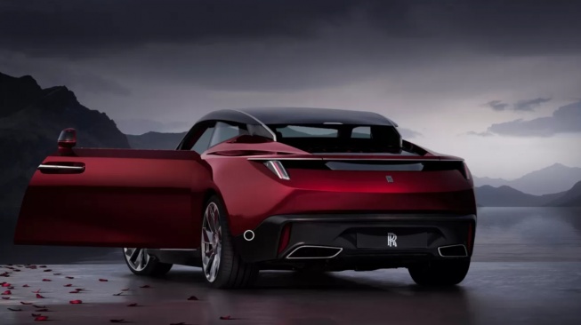 Rolls-Royce La Rose Noire Droptail (Rolls-Roycemotorcars)