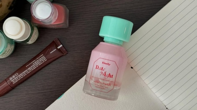 Parfum Wanita Lokal dengan Wangi Semerbak (Instagram/@kitschy.beauty)