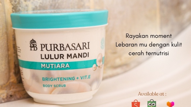 Purbasari lulur mandi mutiara. [Instagram/@purbasari_indonesia]