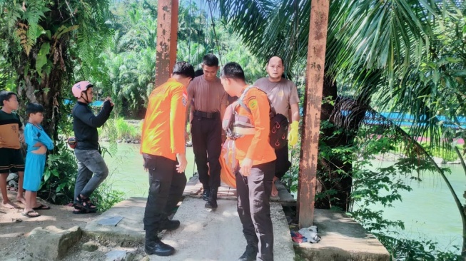 1 Penumpang Mobil Jatuh ke Jurang Pakpak Bharat Sumut Ditemukan Tewas