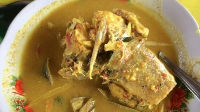 Kuliner lainnya di Aceh yang melegenda dan khas adalah Eungkot Paya. (Twitter)