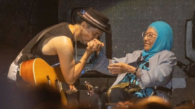 Ridho Hafiedz Ungkap Perjuangan Almarhumah Bunda Iffet untuk Slank: Tugasnya Lebih Berat