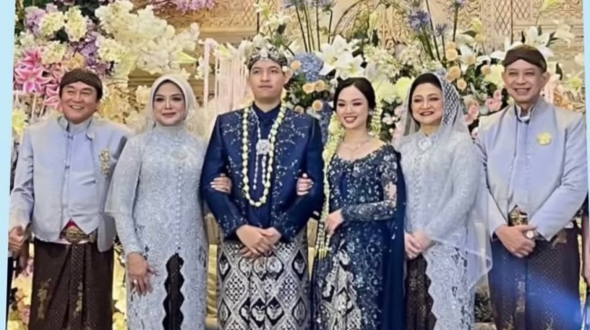 Anak perempuan Betharia Sonata menikah (Instagram)