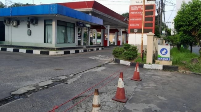 Dua Tersangka Kasus Pertamax Oplosan di SPBU Ciceri Serang Ditahan Polisi