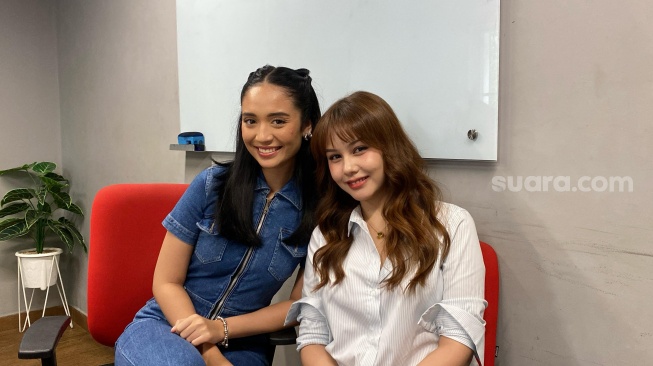 Keseruan Vanesha Prescilla dan Asha Assuncao Dilatih Akting oleh Rukman Rosadi
