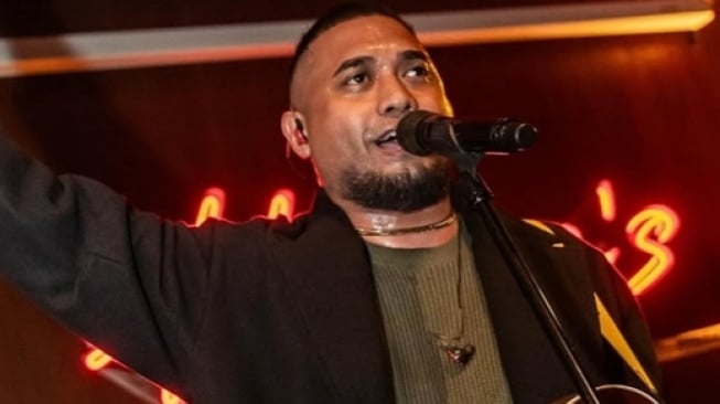 Rayen Pono Sindir Ahmad Dhani Minim Skill: Sok Keras Ngaku Pencipta Lagu Legend