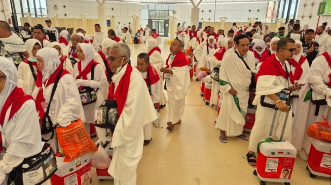Pemerintah Arab Saudi Berlakukan Denda Rp425 Juta bagi Jemaah Haji Tanpa Visa Resmi