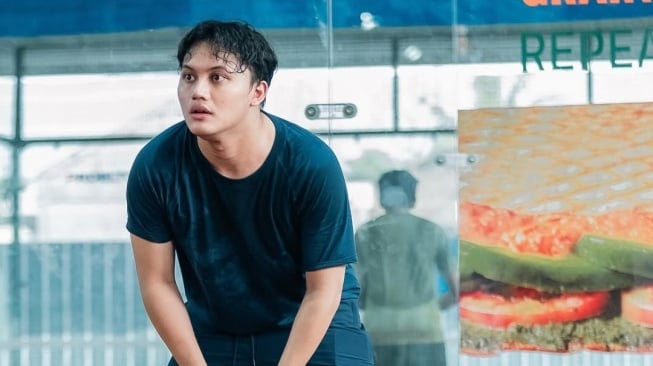 Rizky Febian ajak Mahalini bermain olahraga padel (Instagram)