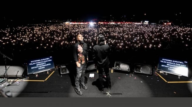 Ahmad Dhani jawab tudingan warganet yang suka nyontek saat ciptakan lagu (Instagram)