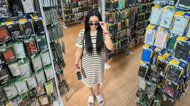 Selebgram Ayu Puspa. [Instagram/hallopuspa_]