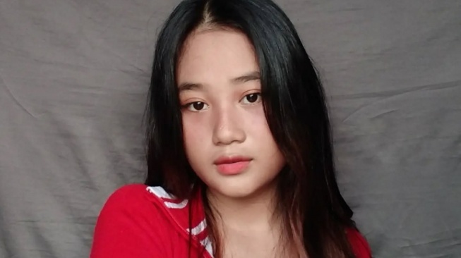 Deretan Makeup dan Skincare Mewah Aura Cinta: Dari Iklan Pinjol ke Debat dengan Dedi Mulyadi