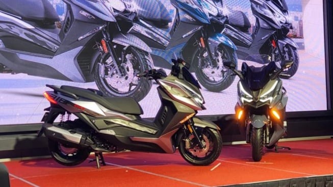 Ariic 318GT 2025 bikin Honda Forza kalah murah (Paultan)