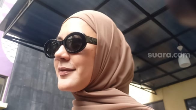Paula Verhoeven di Komnas Perempuan, Menteng, Jakarta Pusat pada Rabu, 30 April 2025. [Suara.com/Rena Pangesti]