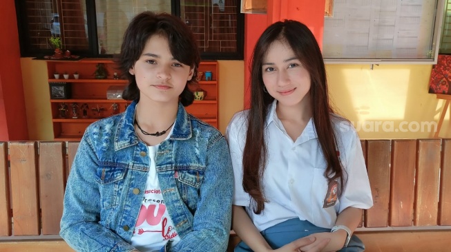 Dibintangi Abe Moore dan Nadya Ulya, Series MOU Love Angkat Kisah Unik Percintaan Anak SMA