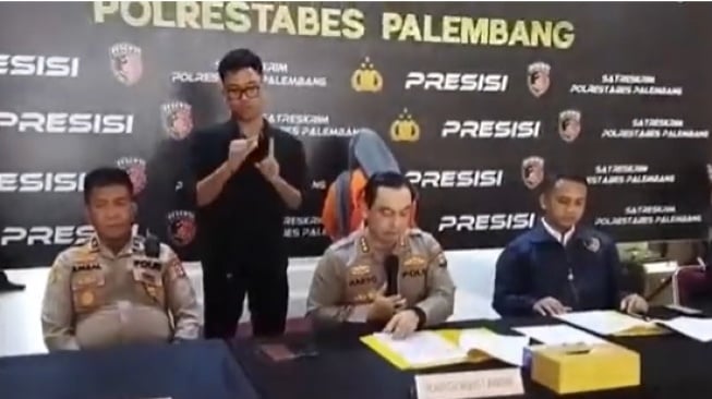 Penipuan rekruitmen PT Kereta Api Indonesia atau PT KAI di Sumatera Selatan