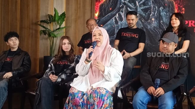 Film Tenung Hadirkan Mitos Tertua di Indonesia, Kisahnya dari Buku Souvenir Nikah Risa Saraswati