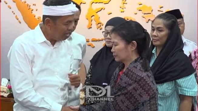 Dedi Mulyadi Beri Rp300 Juta untuk Korban Sirkus OCI, Sindir Taman Safari?