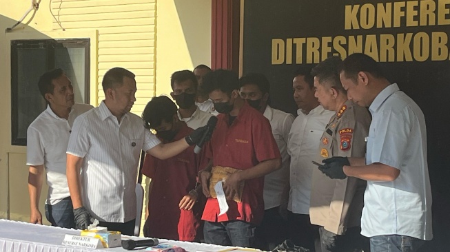 Polda Sumut Gagalkan Penyelundupan Narkoba Modus Body Wrapping di Bandara Kualanamu, Deli Serdang, Sumatera Utara. [dok Polda Sumut]