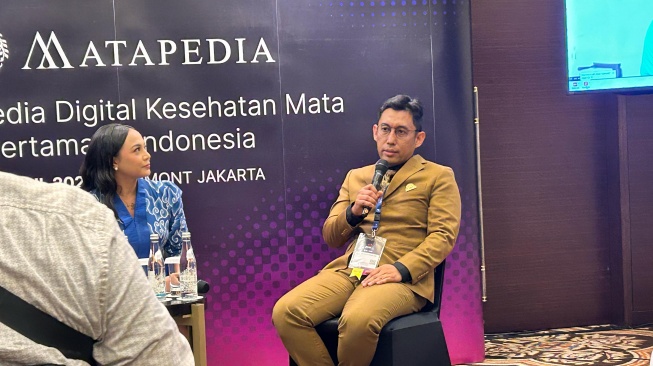 Cerita Dokter Perang Lawan Mitos, Air Kencing Bisa Sembuhkan Sakit Mata: Merusak Otak