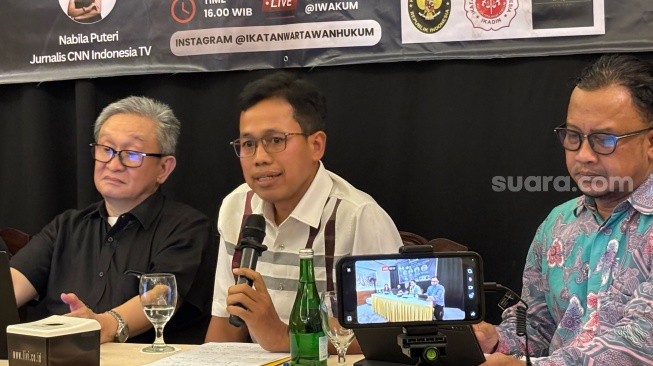 Komjak Tegaskan Kejagung Punya Bukti Lain untuk Jerat Direktur Jak TV