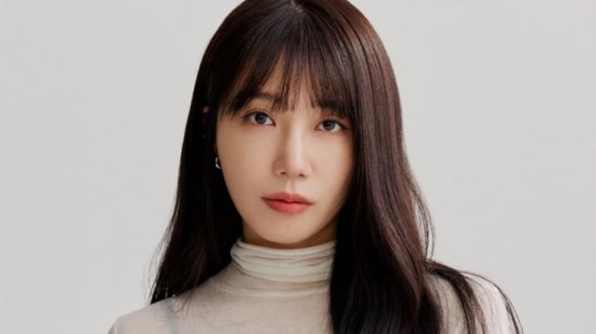 Tinggalkan IST setelah 14 Tahun, Jeong Eun Ji Apink Gabung Agensi Billions