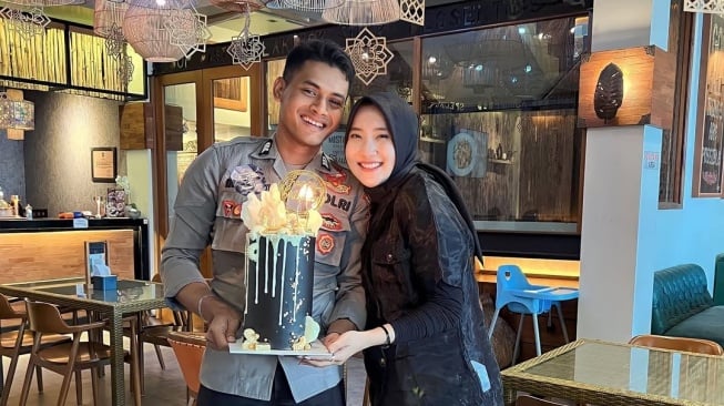 Potret Yeni Inka dan Briptu Khrisna Shakti (Instagram/yeniinka)
