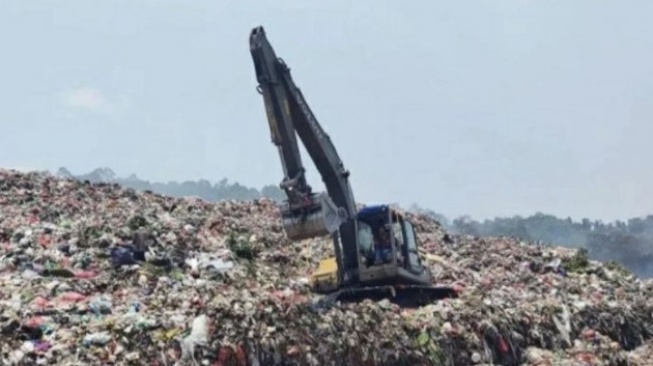 Tumpukan Sampah Menggunung? Karawang dan Jayapura Temukan Jurus Jitu Atasi Masalah Lingkungan
