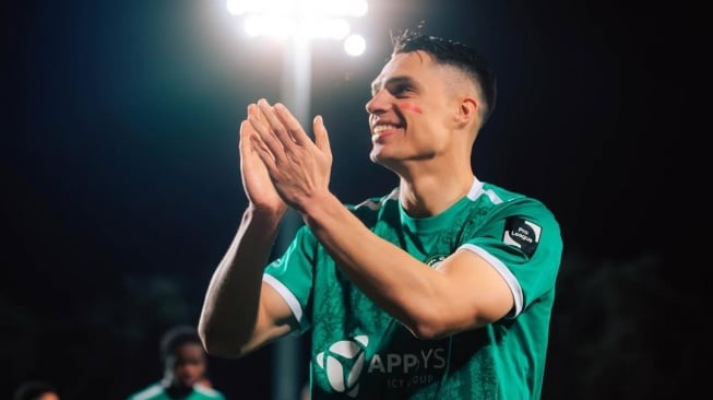 Selamat Tinggal Joey Pelupessy, Sudah Ucap Pepisahan di Pinggir Lapangan