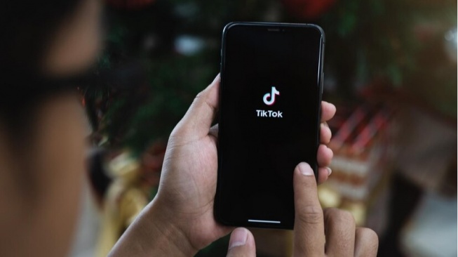 Saldo DANA Kaget Terbaru Rp 50 Ribu untuk Beli Koin TikTok, Klaim Sekarang!