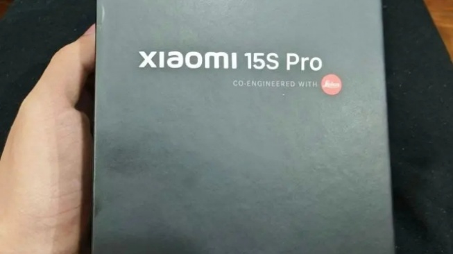 Bocoran kotak penjualan Xiaomi 15S Pro. (Weibo)