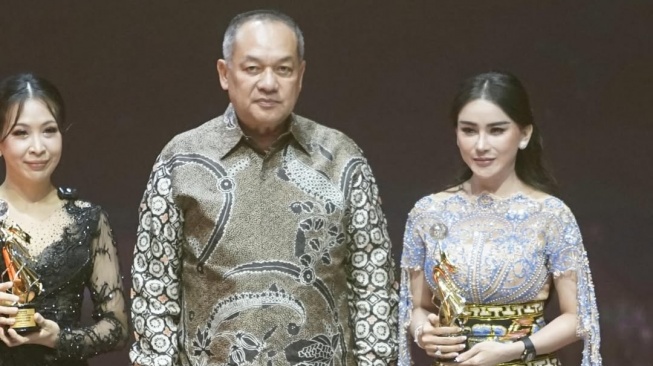 Bebizie meraih penghargaan ajang Women's Inspiration Awards 2025. [Instagram]